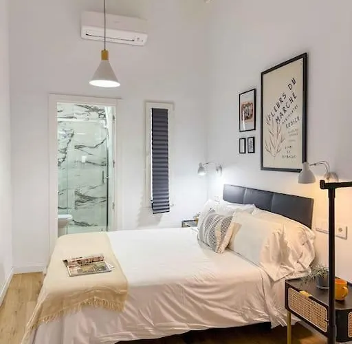 La Estacion - Amplitud Y Elegancia *