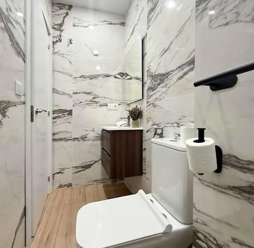 La Estacion - Amplitud Y Elegancia